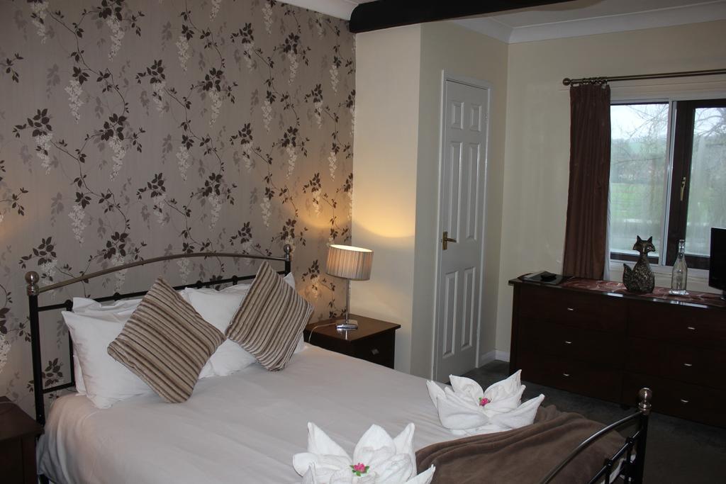 Hotel The Swan At Stoford Stapleford  Exterior foto